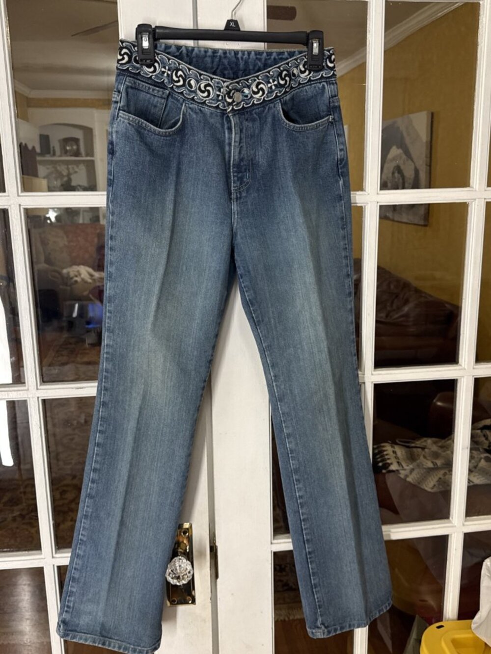 VTG Future Basics Slight Boot Rock Blast Jeans Size 9 juniors EMBROIDERED waist